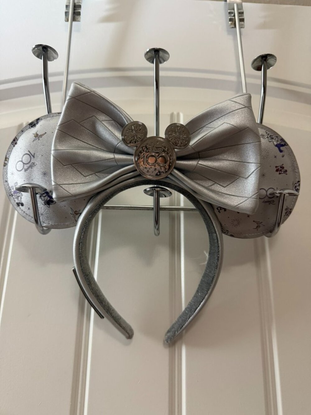 Disney Parks 100th Anniversary Platinum Minnie Mouse Ears